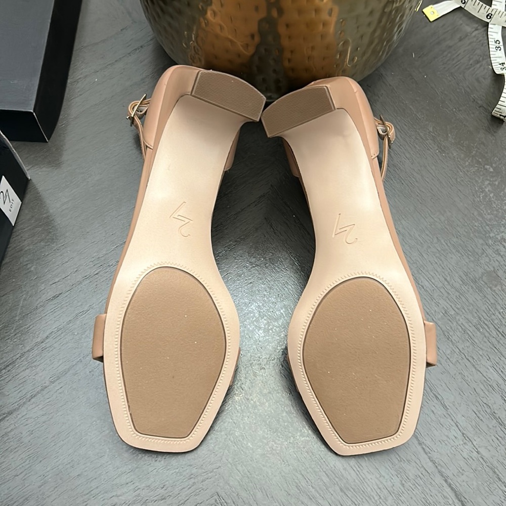 27 EDIT Naturalizer Iriss Ankle Strap Sandal - Picture 3 of 10